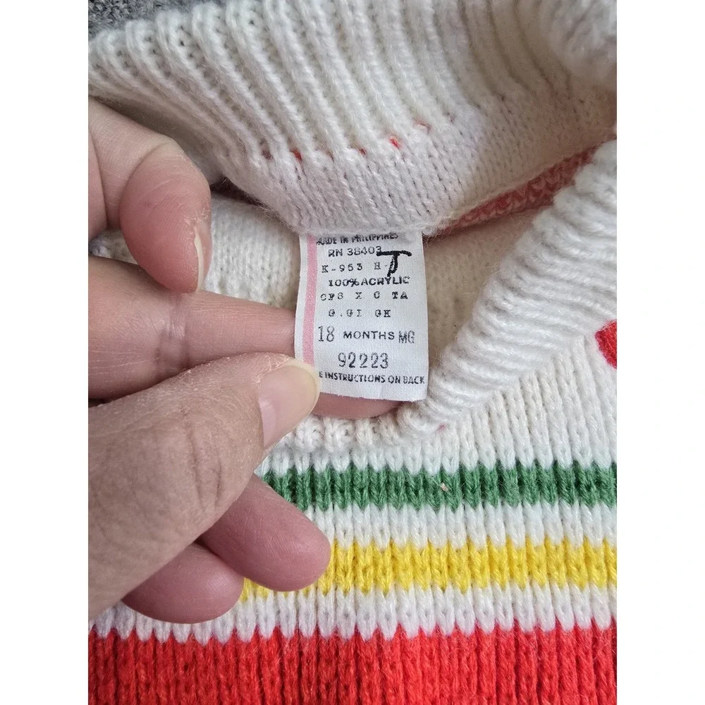 Vintage Baby Sweater 18M Strawberry Knit Red White Toddler Retro Cottagecore - Picture 3 of 7